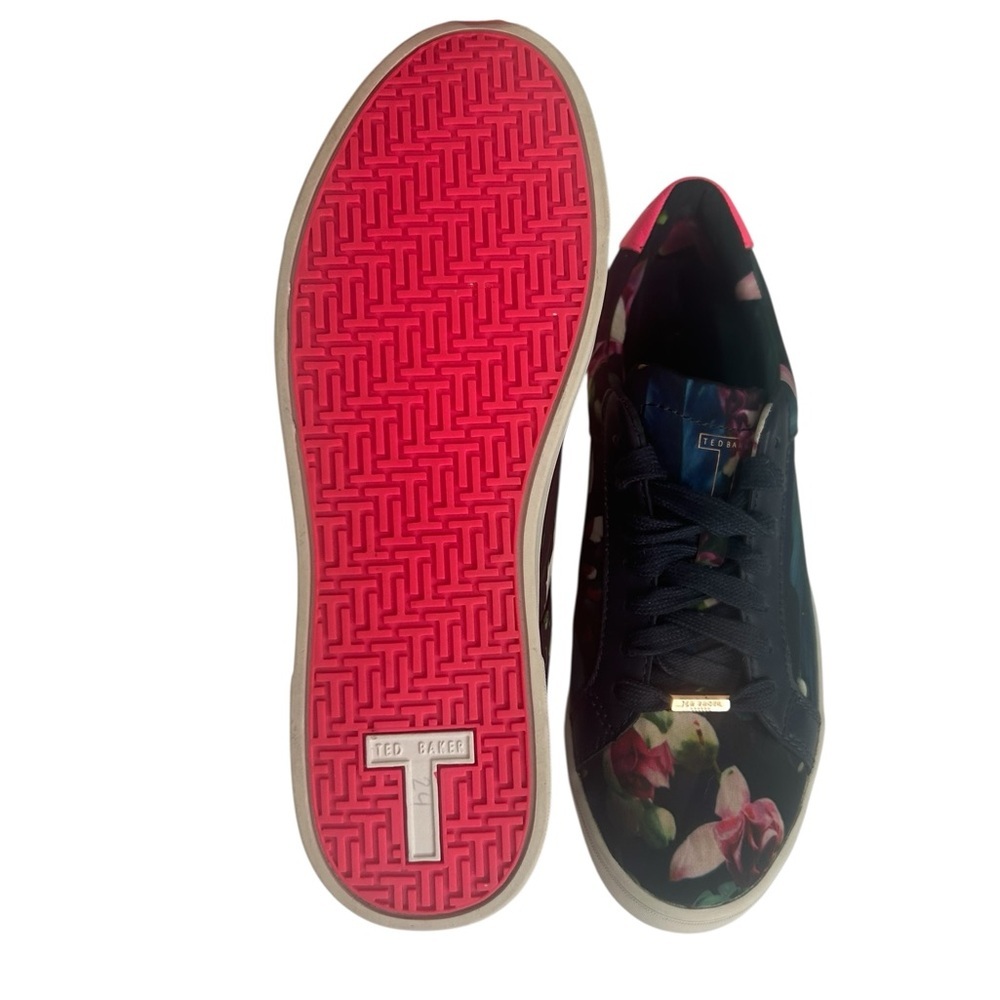 Ted Baker London EYEWC Floral Lace Up Sneaker Women's 7/38 Preppy Chic - Picture 13 of 16